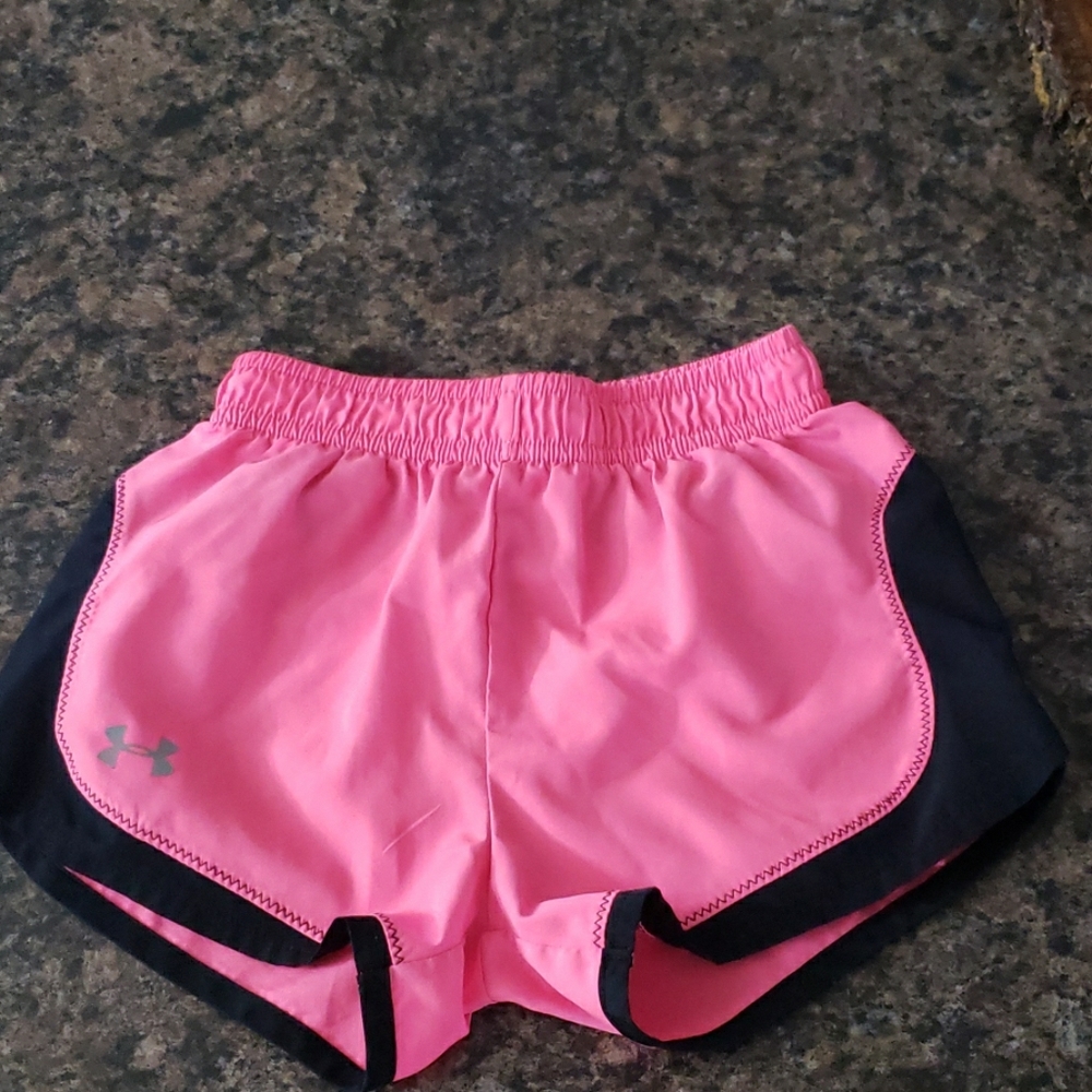 Girls under armour Athletic shorts